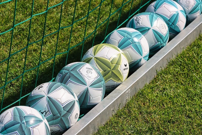 Trouver une formation onglerie toulouse pas cher en 2026 : nos astuces